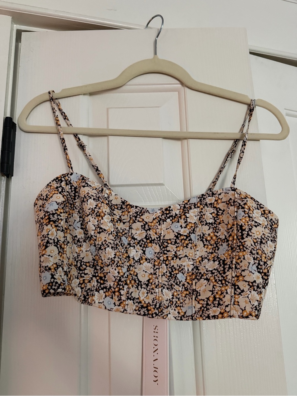 NWT Shona Joy Fitted Floral Crop Top - Size 4